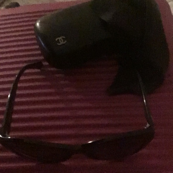 Chanel sun glasses with  certificate for rx lens - Picture 2 of 8